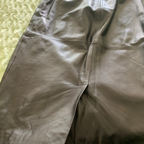Genuine black leather pencil skirt - Picture 2 of 4